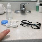 Contact Lenses vs Glasses: Which Option Is Better for Daily Use?